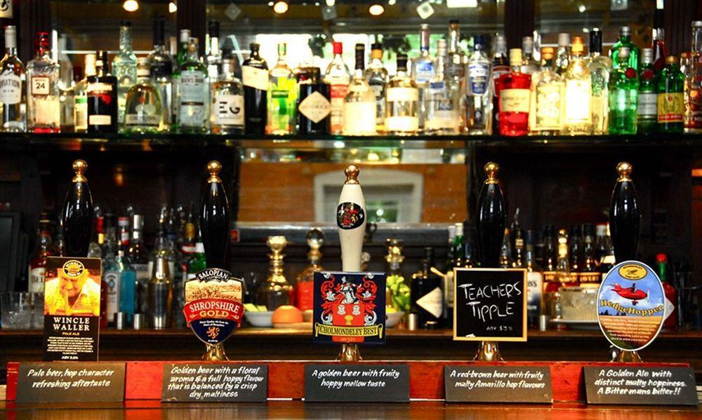 The Cholmondeley Arms Otel Wrenbury Dış mekan fotoğraf
