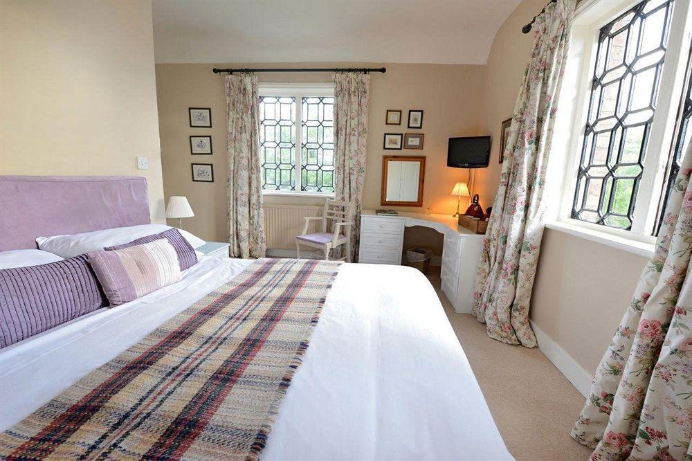 The Cholmondeley Arms Otel Wrenbury Dış mekan fotoğraf
